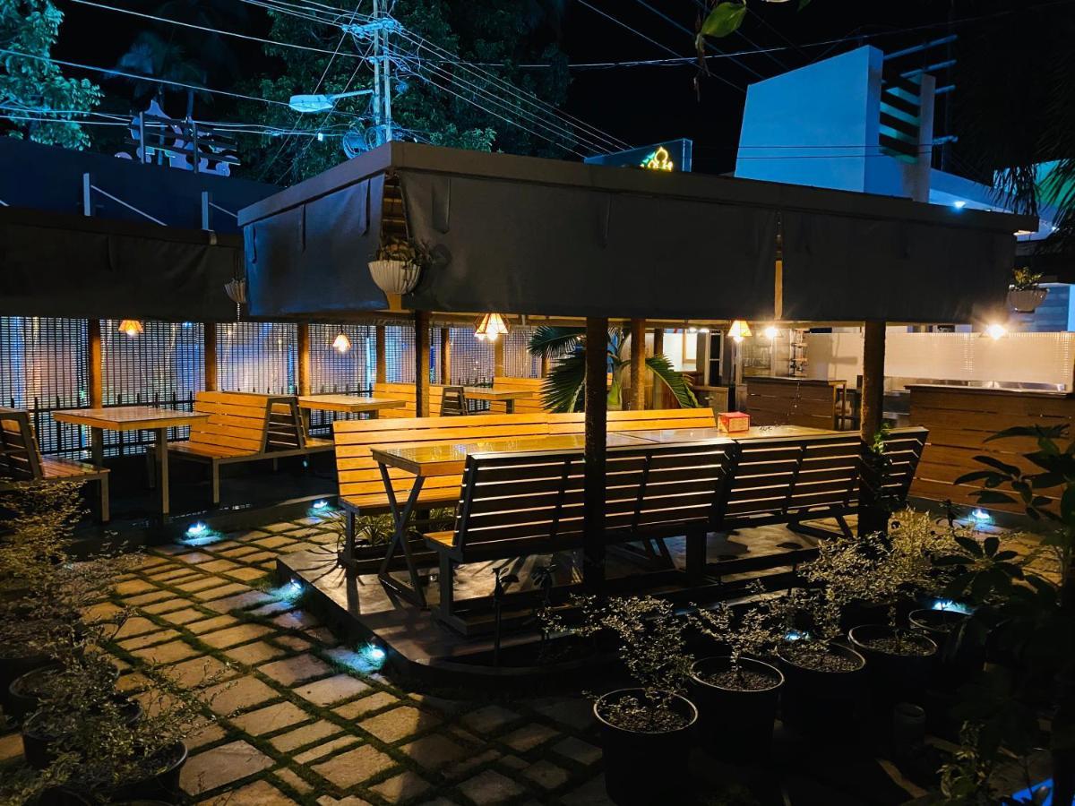 Utsavam Hotel Apartments Guruvayur Exterior photo