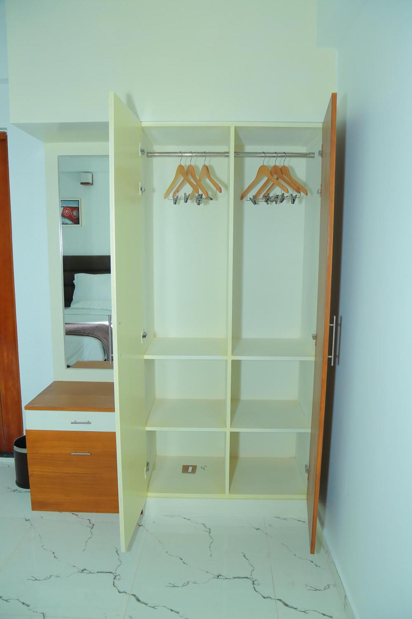 Utsavam Hotel Apartments Guruvayur Exterior photo