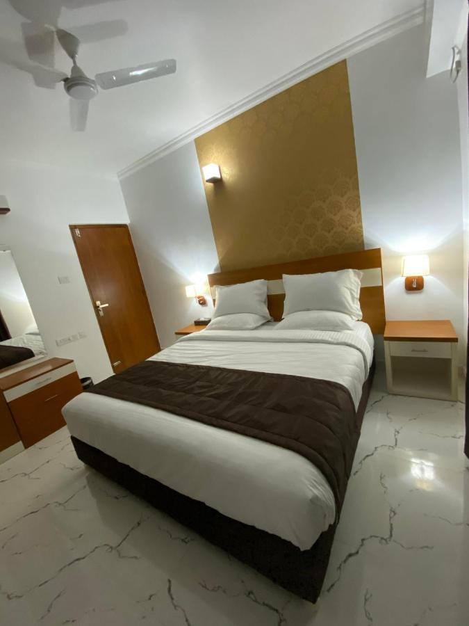 Utsavam Hotel Apartments Guruvayur Exterior photo