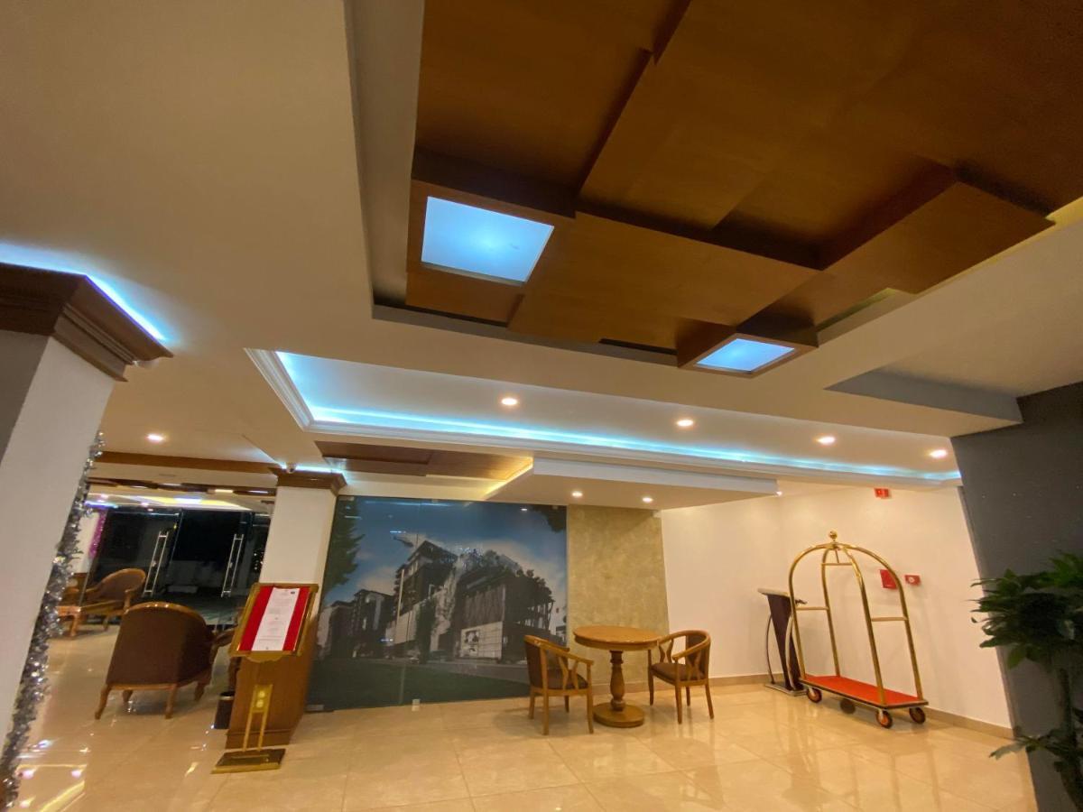 Utsavam Hotel Apartments Guruvayur Exterior photo
