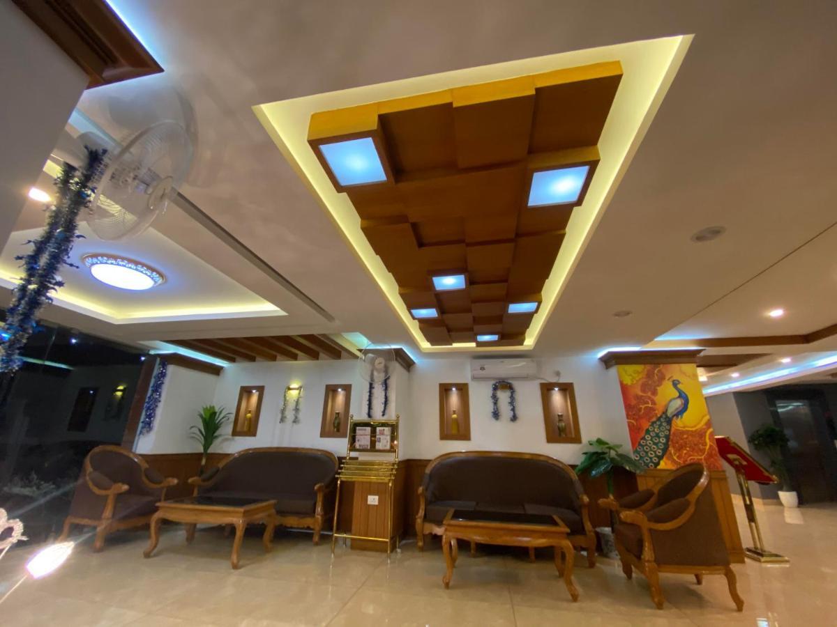 Utsavam Hotel Apartments Guruvayur Exterior photo